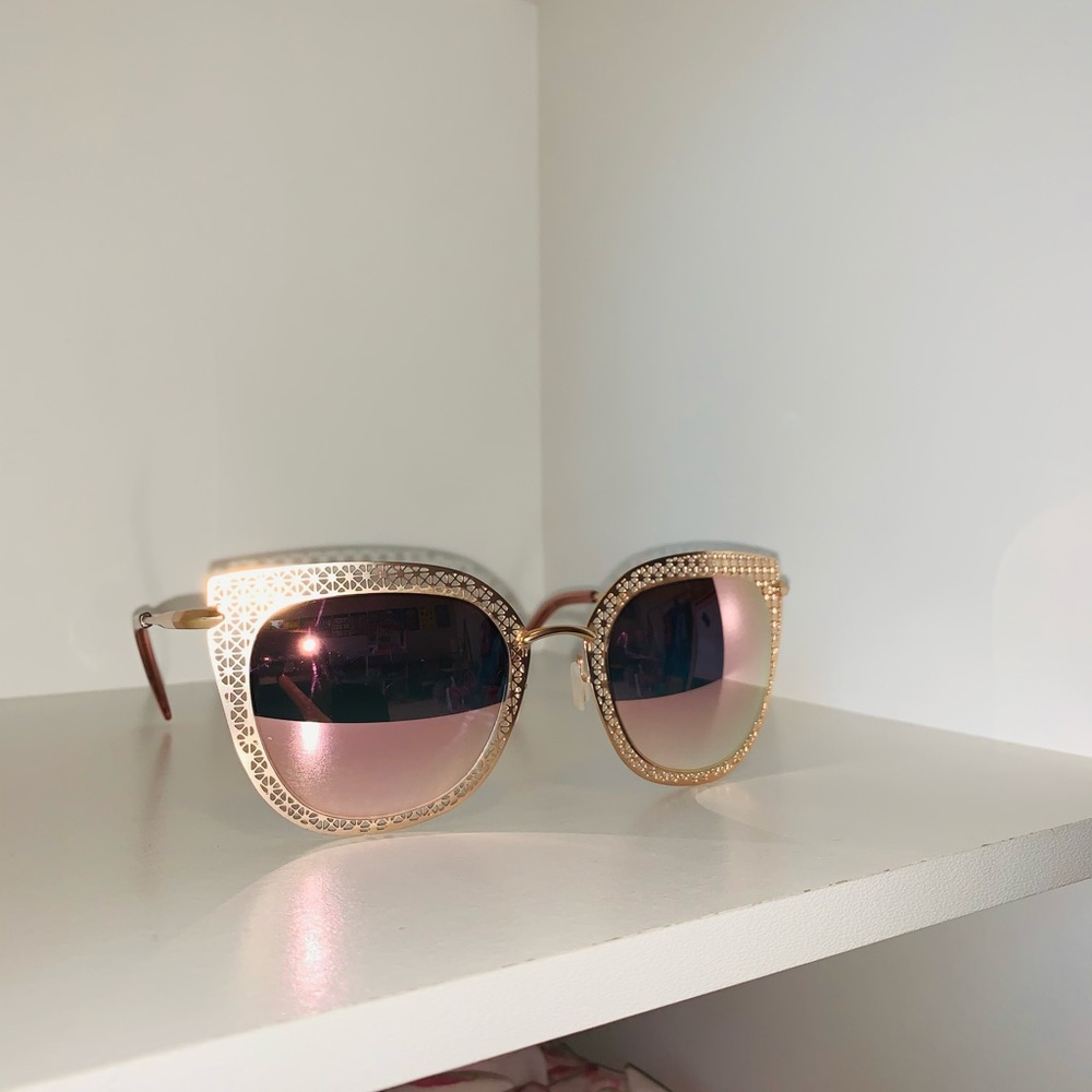 Women’s Rose Gold Sunglasses